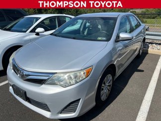 Used 2012 Toyota Camry LE image 1