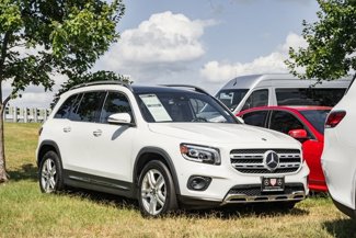Used 2022 Mercedes-Benz GLB 250 4MATIC w/ Premium Package Lite image 1