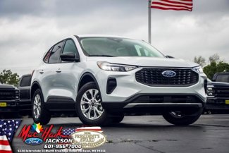 New 2025 Ford Escape Active image 1