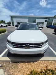 Used 2021 Volkswagen Tiguan SE w/ Panoramic Sunroof Package image 1