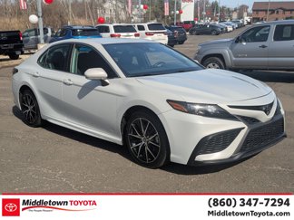 Certified 2023 Toyota Camry SE image 1