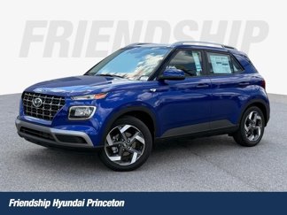 New 2025 Hyundai Venue SEL image 1