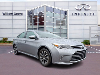 Used 2018 Toyota Avalon XLE image 1
