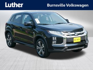 Used 2022 Mitsubishi Outlander Sport SE image 1