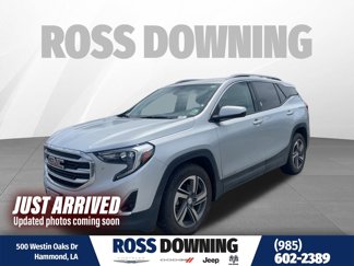 Used 2021 GMC Terrain SLT image 1