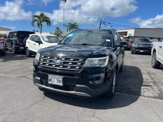 Used 2017 Ford Explorer XLT image 1