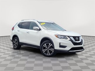 Used 2019 Nissan Rogue SV w/ Premium Package image 1