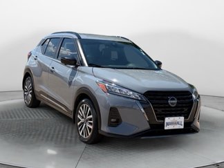 Used 2023 Nissan Kicks SR image 1
