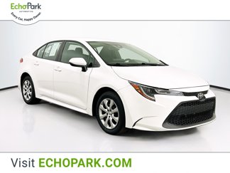 Used 2022 Toyota Corolla LE image 1