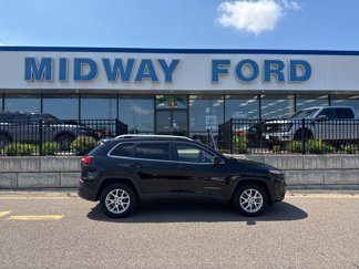 Used 2018 Jeep Cherokee Latitude Plus w/ Cold Weather Group image 1