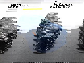Used 2024 Nissan Kicks SV image 1