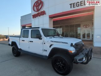 Used 2022 Jeep Gladiator Sport image 1