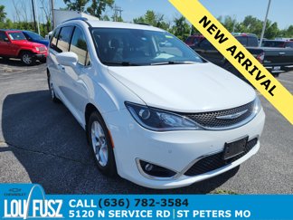 Used 2018 Chrysler Pacifica Touring-L Plus w/ Advanced Safetytec Group image 1