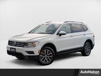 Used 2020 Volkswagen Tiguan SE image 1