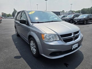 Used 2019 Dodge Grand Caravan SE image 1