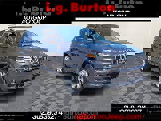 Used 2018 Jeep Cherokee Latitude Plus w/ Cold Weather Group image 1