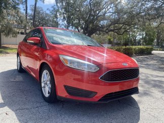 Used 2016 Ford Focus SE image 1