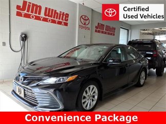 Certified 2023 Toyota Camry LE image 1