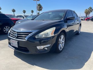 Used 2015 Nissan Altima 2.5 SV image 1