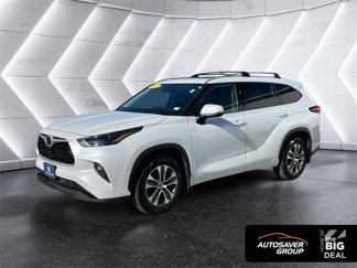 Used 2022 Toyota Highlander XLE image 1