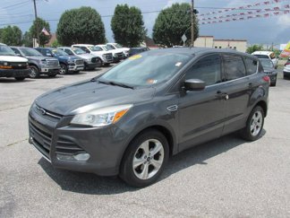 Used 2015 Ford Escape SE image 1