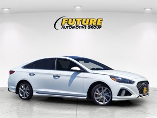 Used 2019 Hyundai Sonata Limited image 1