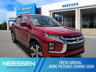 Used 2024 Mitsubishi Outlander Sport SE image 1