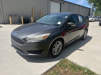 Used 2016 Ford Focus SE image 1