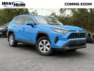 Used 2020 Toyota RAV4 LE w/ All Weather Liner Package image 1