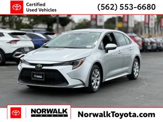 Certified 2022 Toyota Corolla LE image 1