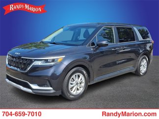 Used 2023 Kia Carnival LX video 1