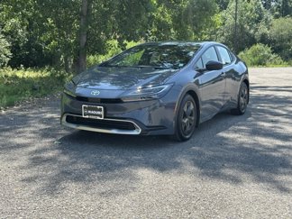 New 2025 Toyota Prius Plug-In Hybrid image 1