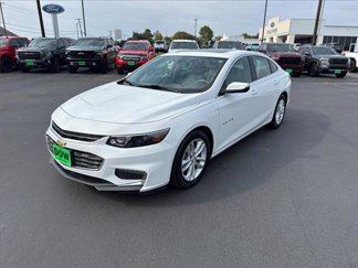 Used 2017 Chevrolet Malibu LT image 1