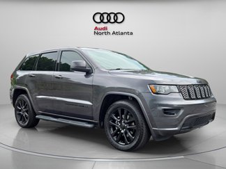 Used 2019 Jeep Grand Cherokee Altitude image 1