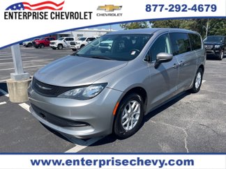 Used 2021 Chrysler Voyager LX image 1