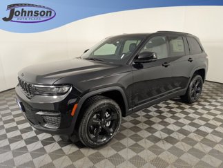 New 2025 Jeep Grand Cherokee Altitude image 1
