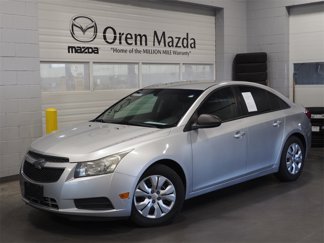 Used 2013 Chevrolet Cruze LS image 1