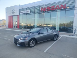 Used 2023 Nissan Altima 2.5 SV image 1