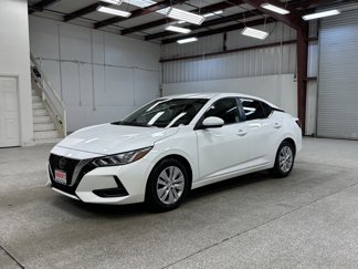 Used 2023 Nissan Sentra S image 1