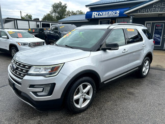 Used 2017 Ford Explorer XLT w/ Equipment Group 202A image 1