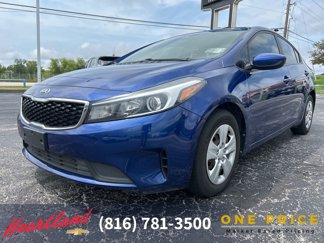 Used 2017 Kia Forte LX image 1