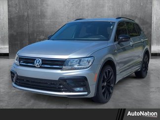 Certified 2021 Volkswagen Tiguan SE R-Line image 1