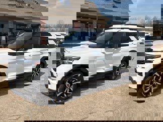 Certified 2022 Ford Explorer ST-Line w/ Class IV Trailer Tow Package image 1