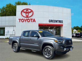 Certified 2022 Toyota Tacoma TRD Sport image 1