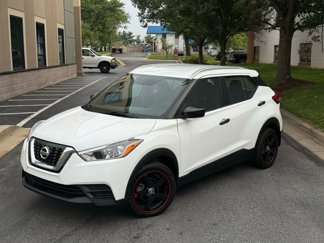 Used 2018 Nissan Kicks S image 1