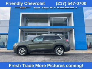 Used 2019 Jeep Cherokee Latitude w/ Cold Weather Group image 1