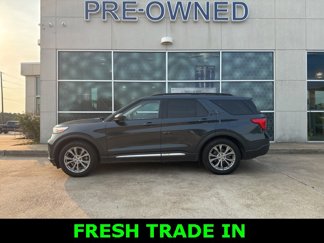 Used 2022 Ford Explorer XLT w/ Equipment Group 202A image 1