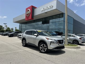 Certified 2021 Nissan Rogue SV image 1