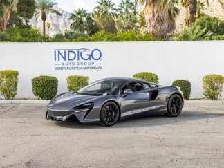 New 2025 McLaren Artura image 1