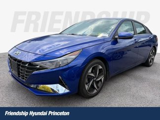 Used 2022 Hyundai Elantra SEL w/ Convenience + Premium Package image 1